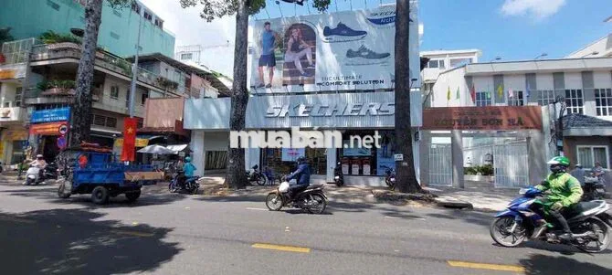 Ngang 12m DTSD 300m2 - Mặt Tiền Cao Thắng - Quận 3