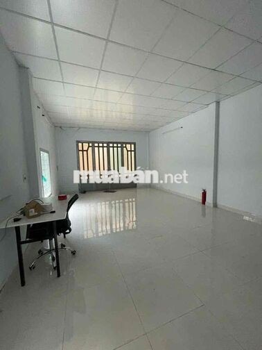 Cho thuê nhà nguyên căn. Đường Lạc Long Quân. Phường 8. Quận Tân Bỉnh