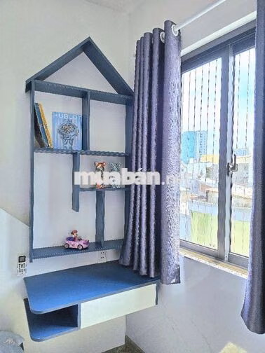 Nhà có Gara ô tô, trung tâm Hải Châu, gần chợ, siêu thị, sông Hàn