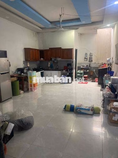 cho thuê nhà 1 trệt 1 lầu đường quách điêu sạch sẽ hẻm xe hơi giá rẻ