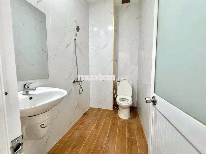 STUDIO CỬA SỔ FULL NT CITYLAND PARK HILL