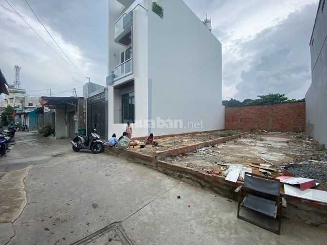 Đất sổ hồng riêng 4x18m - hẻm xe hơi Trung Mỹ Tây - Quận 12 - 3 tỷ 950