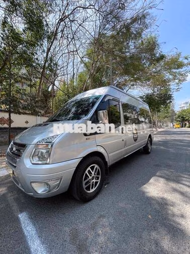 Ford Transit Luxury 2015 Bạc
