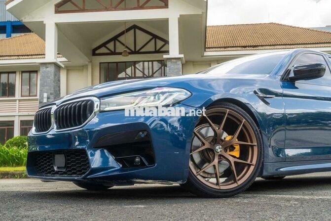 BMW 520i Luxury up Full M5 2022 lướt nhẹ cực đẹp
