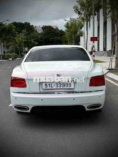 Bentley Continental Flying Spur Trắng Tự động