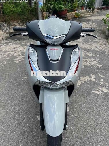 Honda SH160i ABS 2024 Xám xi măng