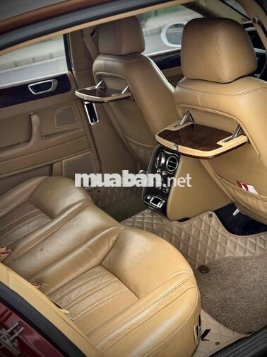 Bentley Continental Flying Spur Trắng Tự động