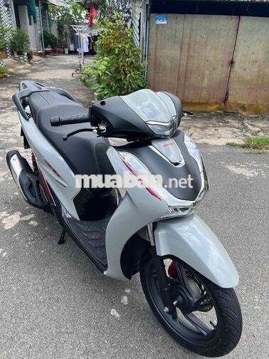 Honda SH160i ABS 2024 Xám xi măng