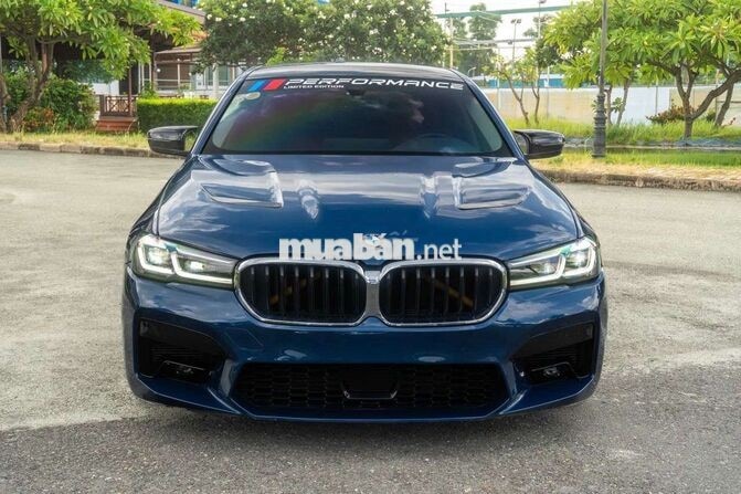 BMW 520i Luxury up Full M5 2022 lướt nhẹ cực đẹp