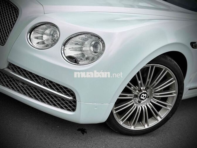 Bentley Continental Flying Spur Trắng Tự động