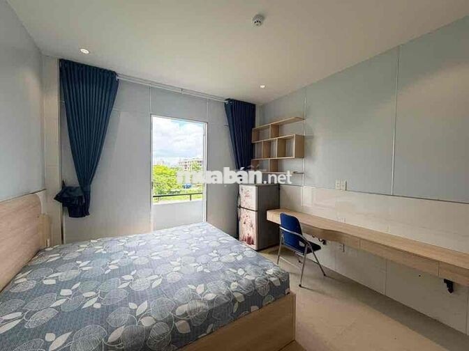 STUDIO BAN CÔNG CỬA SỔ ĐỐI DIỆN ĐH RMIT - CÁCH TDTU 5P ĐI XE