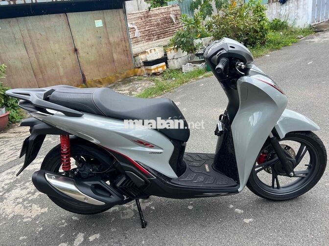 Honda SH160i ABS 2024 Xám xi măng