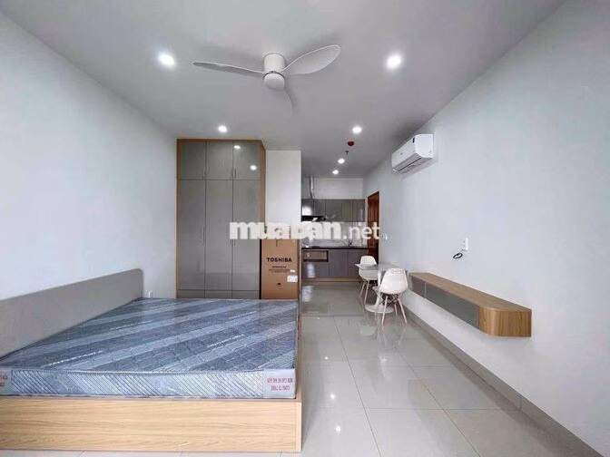 Studio Ban Công Mới Sát Bên Học Viện Cán Bộ