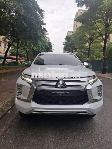 Mitsubishi Pajero Sport 2022 Trắng Nhập khẩu