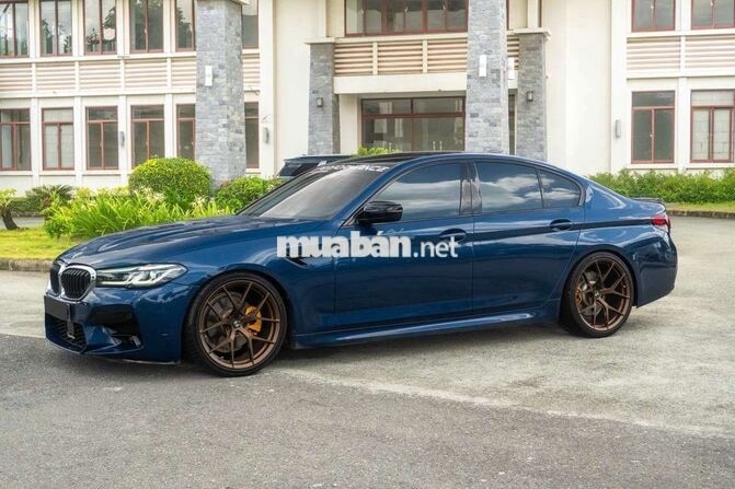 BMW 520i Luxury up Full M5 2022 lướt nhẹ cực đẹp
