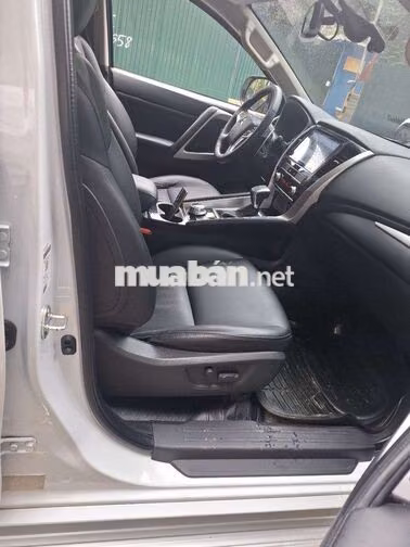 Mitsubishi Pajero Sport 2022 Trắng Nhập khẩu