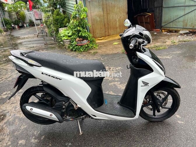 Honda Vision Trắng đen