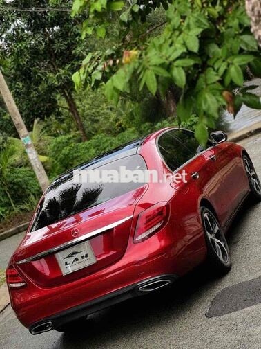Mercedes-Benz E200 Sport 2020 Đỏ