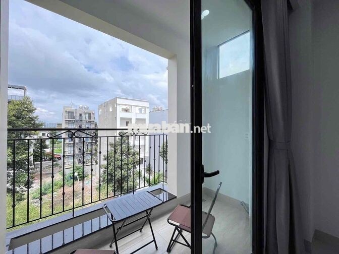Studio Ban Công Mới Sát Bên Học Viện Cán Bộ