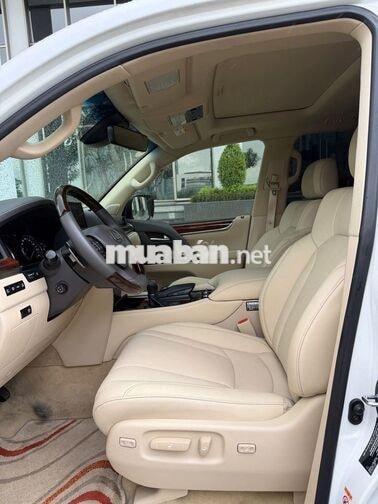 Lexus LX570 SuperSport 2017 Trắng Tự động