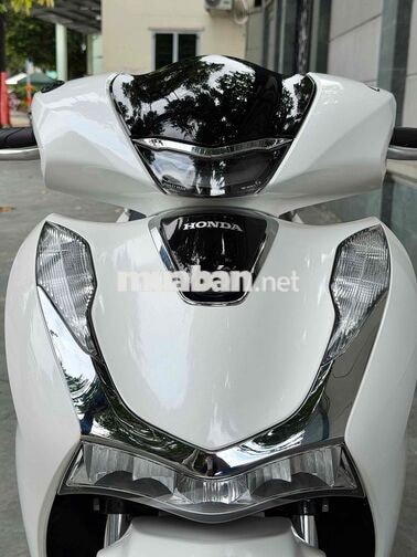 SH160 ABS 2023 MỘT CHỦ 6000KM ZIN LƯỚT BSTP CÓ GÓP