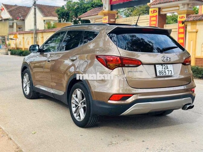 Hyundai Santafe 2017 Dầu Nâu