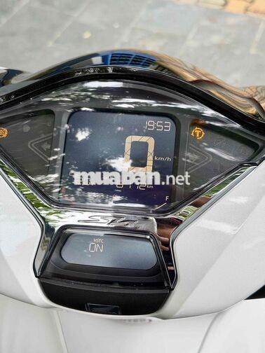 SH160 ABS 2023 MỘT CHỦ 6000KM ZIN LƯỚT BSTP CÓ GÓP