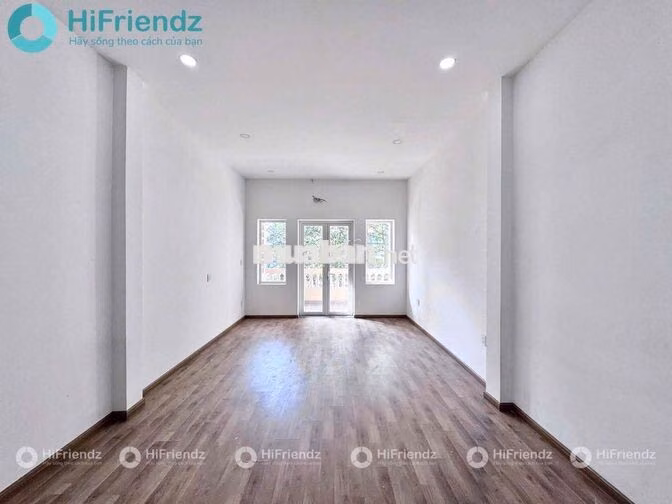 CĂN HỘ THANG MÁY Q10 CHỈ TÍNH ĐIỆN NƯỚC GẦN ĐH BÁCH KHOA, KINH TẾ UEH