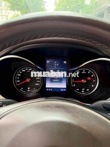 Mercedes-Benz GLC250 2016 Trắng Ken 8Vạn