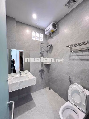 Studio Ban Công Mới Sát Bên Học Viện Cán Bộ