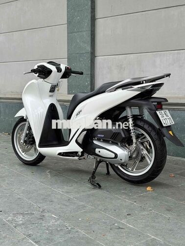 SH160 ABS 2023 MỘT CHỦ 6000KM ZIN LƯỚT BSTP CÓ GÓP