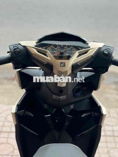 Honda Vario 125 2018 Vàng TPT