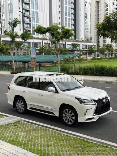 Lexus LX570 SuperSport 2017 Trắng Tự động