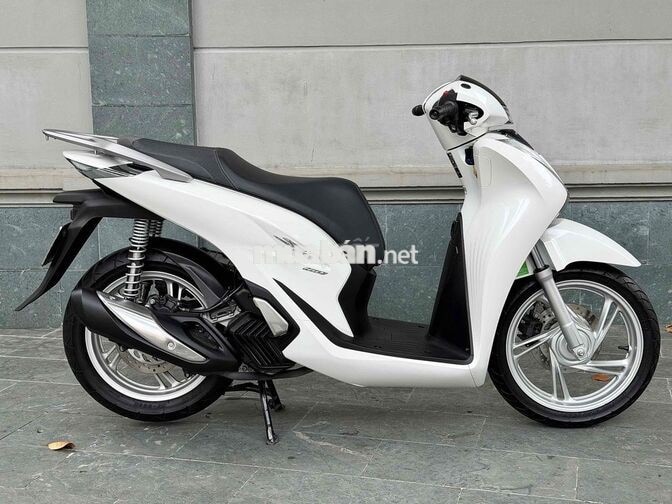 SH160 ABS 2023 MỘT CHỦ 6000KM ZIN LƯỚT BSTP CÓ GÓP