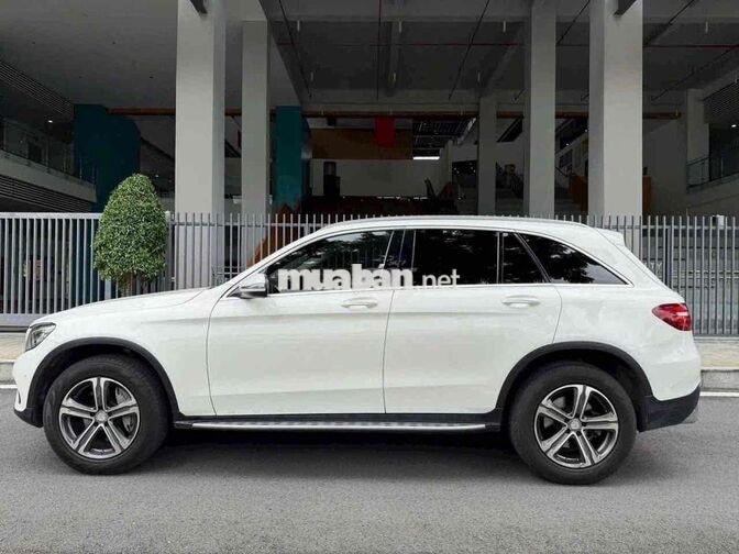 Mercedes-Benz GLC250 2016 Trắng Ken 8Vạn