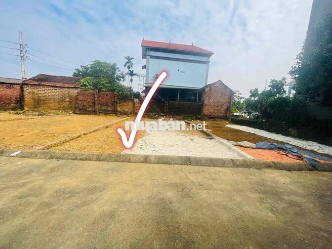 62m thổ cư thôn 3 vùng lõi nhà trọ sinh viên ĐH FPT Hoà Lạc giá 2,x tỷ