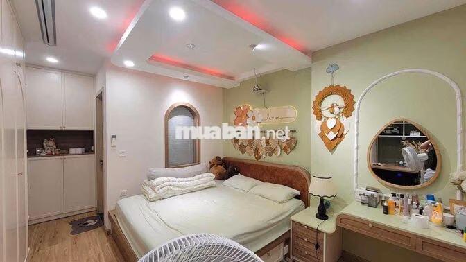 Lô góc chung cư  Tropical Feliz Homes (297 hoàng mai)77m2 T20 giá 7.15