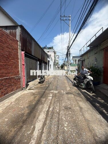 BÁN NHÀ XINH MỚI XÂY, GIÁ TỐT, VỊ TRÍ ĐẸP CHỢ BÌNH THÀNH, BÌNH TÂN