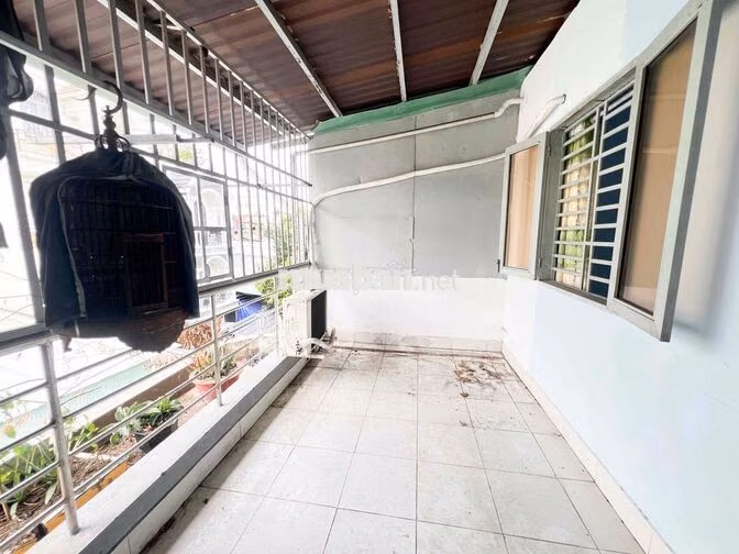 (Phí siêu rẻ) Studio ban công rộng,máy lạnh-Gần Huit_KCN TB_Sân bay