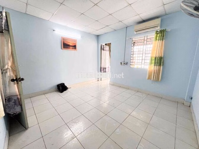 (Phí siêu rẻ) Studio ban công rộng,máy lạnh-Gần Huit_KCN TB_Sân bay