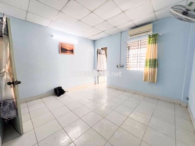 (Phí siêu rẻ) Studio ban công rộng,máy lạnh-Gần Huit_KCN TB_Sân bay