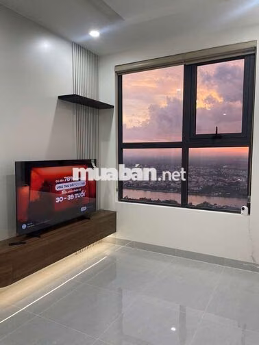 CHÍNH CHỦ NGỘP N.HANG – BÁN LỖ 600TR CĂN 80M2 FULL NỘI THẤT C SKYVIEW