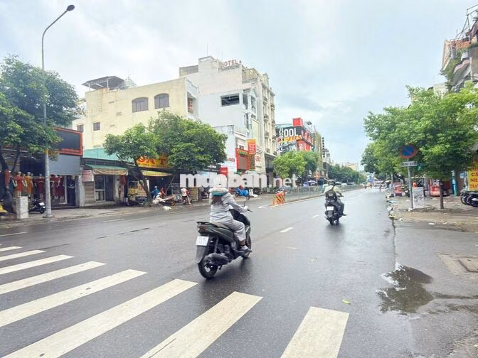 CHO THUÊ MT NGUYỄN SƠN, DT 6mx25m, VỊ TRÍ ĐẸP NGAY CHUNG CƯ!!!