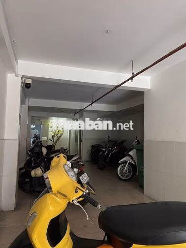 Cho thuê khách sạn 26 phòng mặt tiền Nguyễn Thái Bình P12 Q.Tân Bình