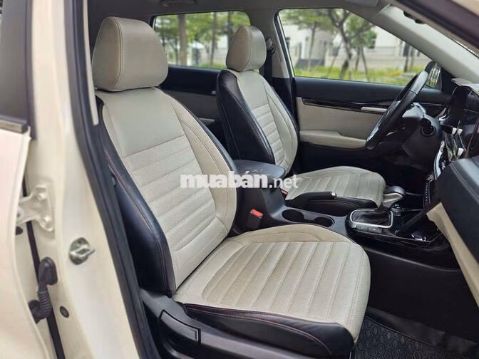 KIA Seltos 1.4 Premium 2020 Trắng