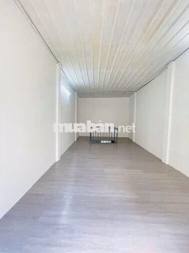 Chị thuê nhà nguyên Căn Lý Thường Kiệt Tân Bình Giá 8 triệu