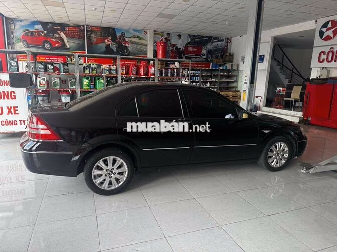 Ford Mondeo 2005 Đen 5 chỗ