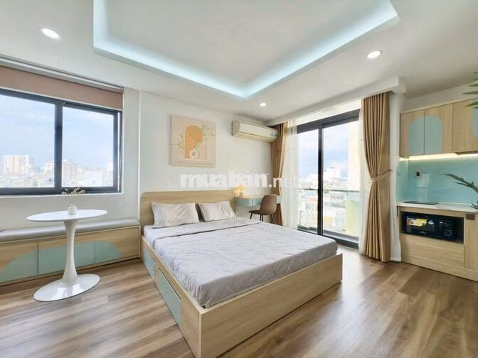 Studio ban công 40m² Full NT, thang máy, hầm xe rộng trục Lê Văn Sỹ