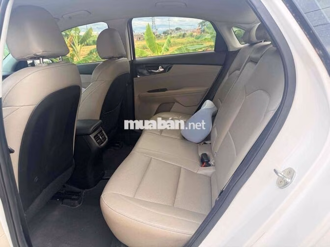 Kia Cerato Deluxe 2020 Trắng 5 vạn km