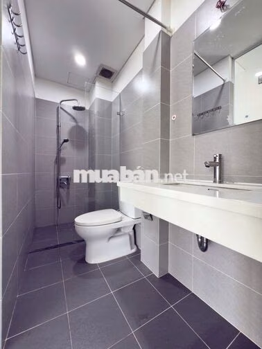 Studio ban công 40m² Full NT, thang máy, hầm xe rộng trục Lê Văn Sỹ